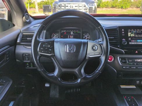 Used 2023 Honda Passport TrailSport image 15