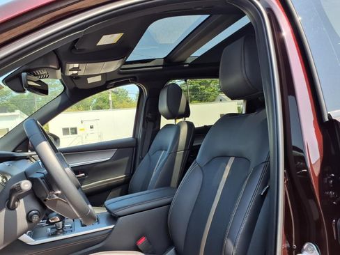 Certified 2024 MAZDA CX-90 3.3 Turbo S w/ Premium Package image 22