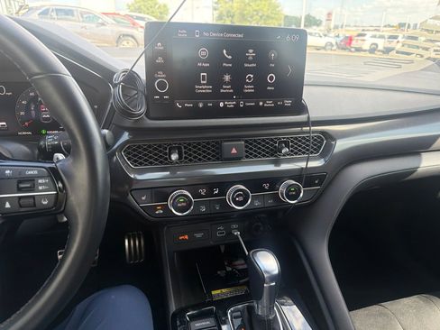 Used 2025 Acura Integra A-Spec FWD image 11