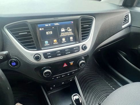 Used 2019 Hyundai Accent Limited image 17