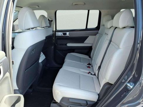 New 2026 Hyundai Santa Fe SEL FWD image 11