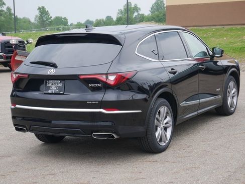 Used 2022 Acura MDX SH-AWD image 12