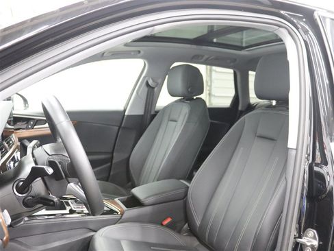 Used 2023 Audi A4 2.0T allroad Premium Plus w/ Premium Plus Package AWD/4WD image 12