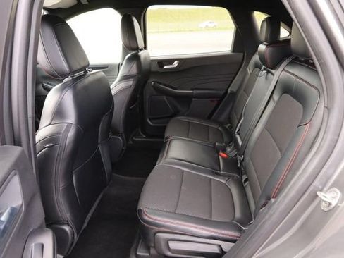 Used 2024 Ford Escape ST-Line w/ Cold Weather Package FWD image 10