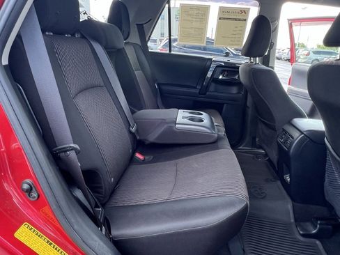 Used 2020 Toyota 4Runner TRD Off-Road image 21