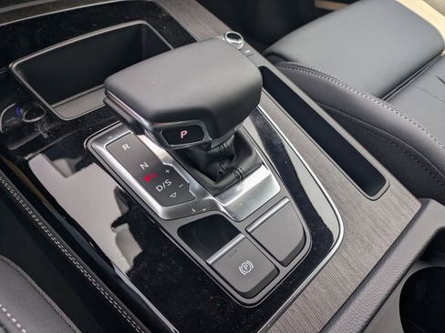 New 2025 Audi Q5 2.0T Premium Plus image 16