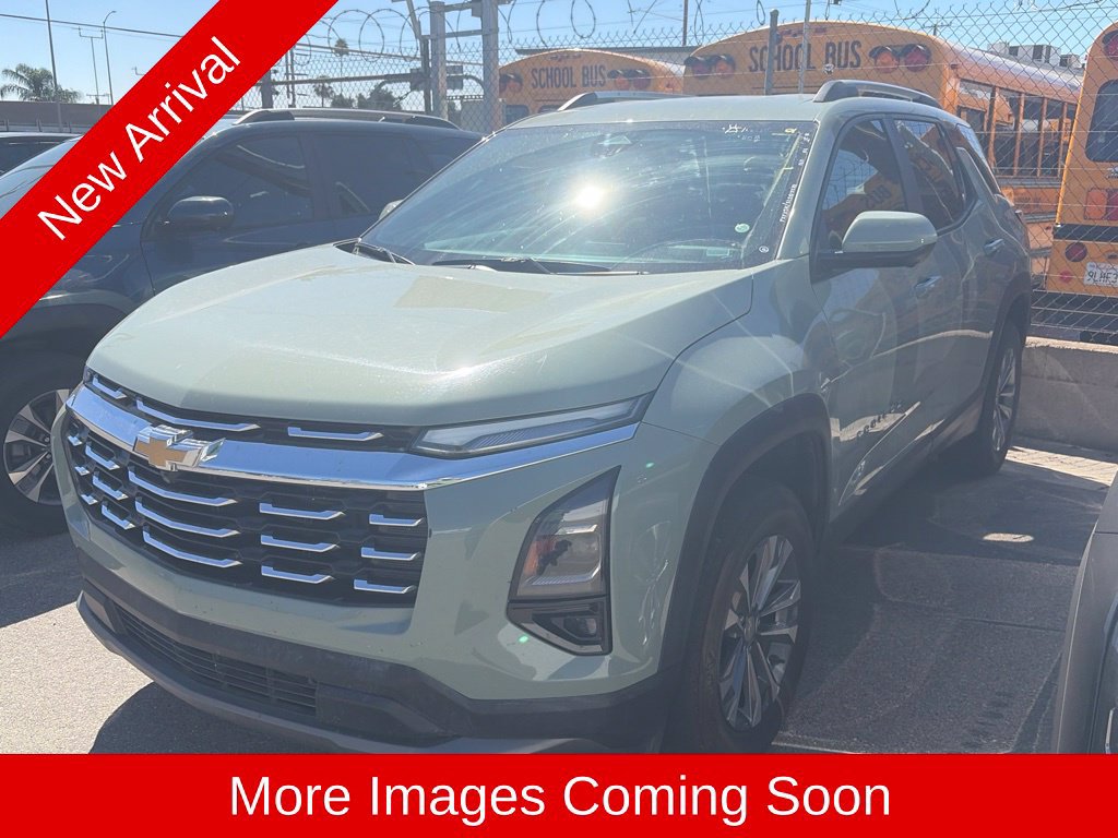 Used 2025 Chevrolet Equinox LT w/ Convenience Package II FWD image 5