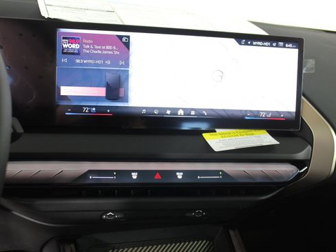 Used 2025 BMW X3 xDrive30i w/ Premium Package image 31