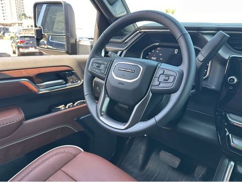New 2026 GMC Sierra 2500 Denali Ultimate image 6