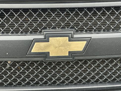 Used 2023 Chevrolet Express 2500 Extended w/ Driver Convenience Package image 42