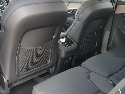 Used 2026 Volvo XC90 B5 Plus w/ Protection Package Premier AWD/4WD image 17