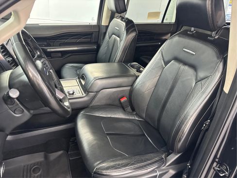 Used 2019 Ford Expedition Max Platinum image 11