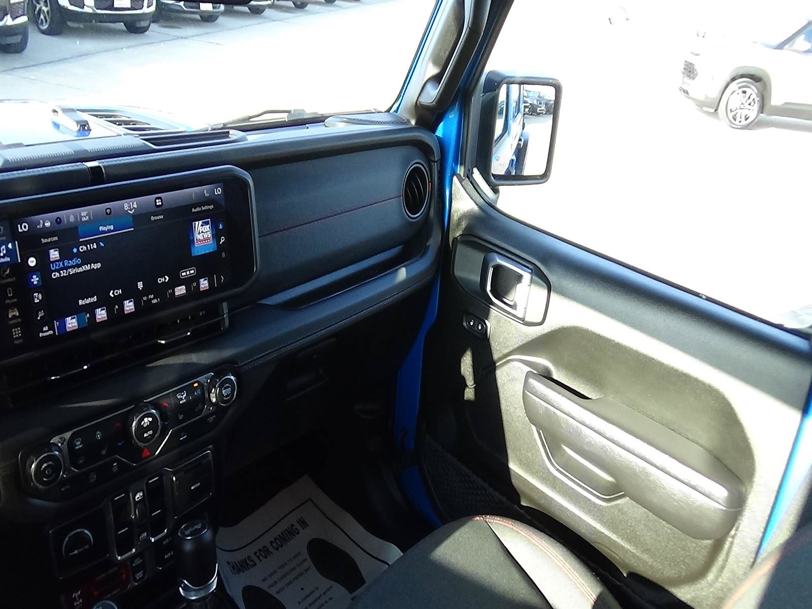 Certified 2025 Jeep Wrangler Unlimited Rubicon w/ Convenience Group AWD/4WD image 15