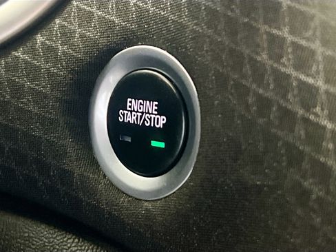 Used 2023 Chevrolet Malibu LT image 24