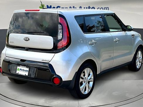 Used 2016 Kia Soul + image 6