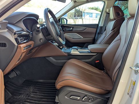 Certified 2023 Acura MDX SH-AWD w/ Advance Package image 10