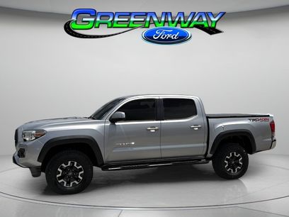 Used 2017 Toyota Tacoma TRD Off-Road w/ Tow Package (A/T)