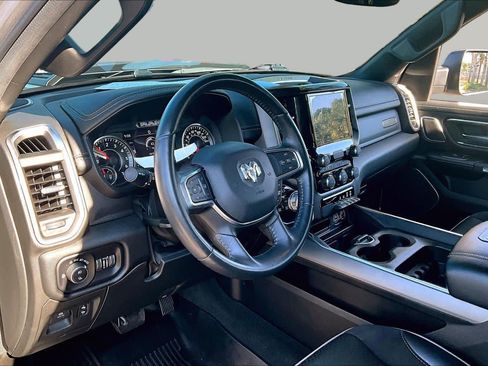Used 2022 RAM 1500 Laramie AWD/4WD image 17