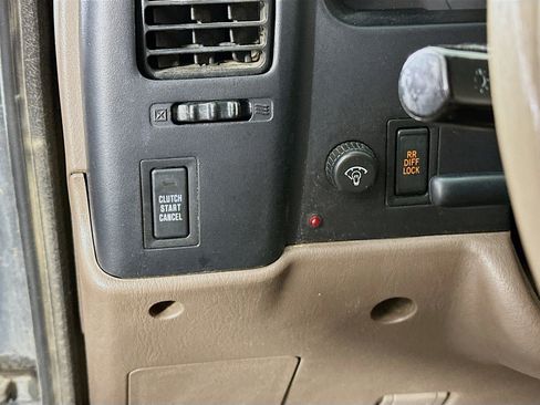 Used 1998 Toyota Tacoma 4x4 Xtracab V6 image 10