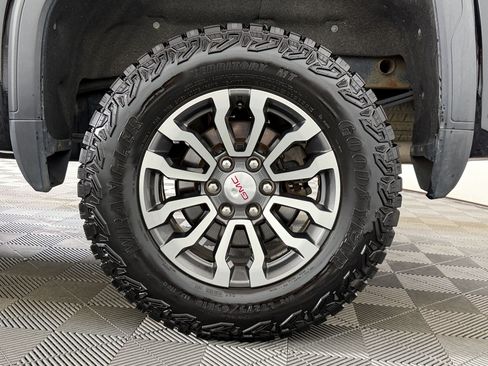 Used 2020 GMC Sierra 1500 AT4 AWD/4WD image 11