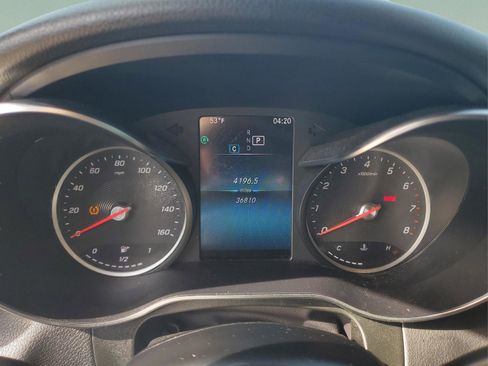 Used 2020 Mercedes-Benz GLC 300 4MATIC image 26