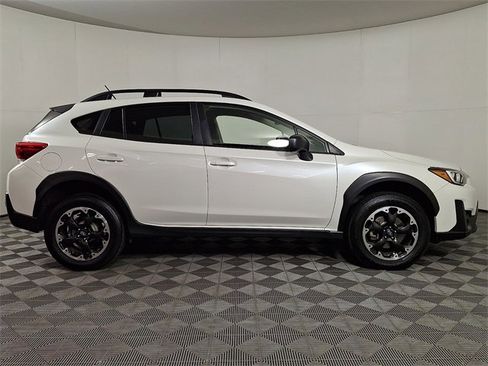 Used 2023 Subaru Crosstrek 2.0i image 11