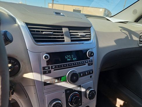 Used 2012 Chevrolet Malibu LS image 17