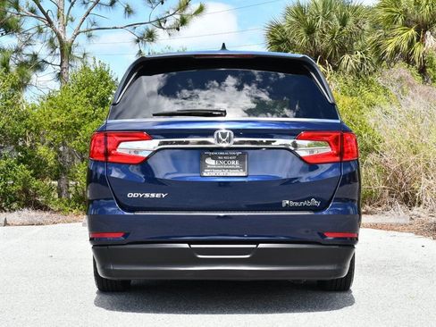 Used 2019 Honda Odyssey EX image 6