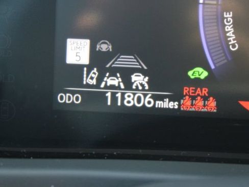 Certified 2025 Lexus UX 300h FWD image 15