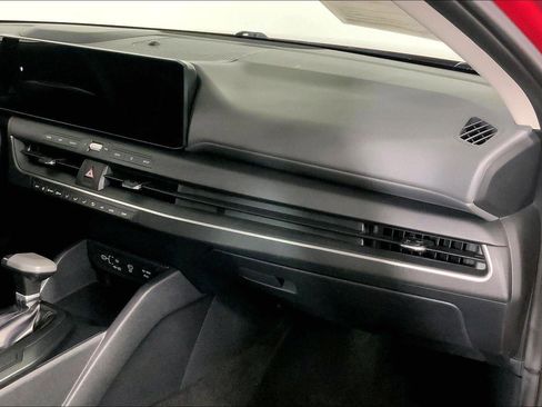 Used 2025 Kia K4 FWD image 16