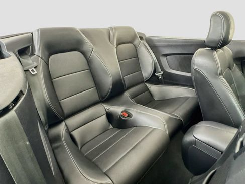 Used 2022 Ford Mustang GT Premium RWD image 26