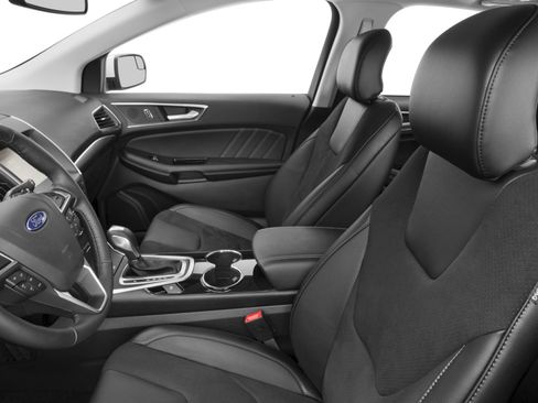 Used 2018 Ford Edge Sport w/ Equipment Group 401A image 6