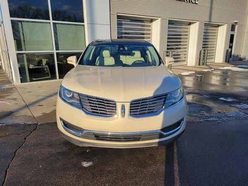 Used 2016 Lincoln MKX Reserve w/ Driver Assistance Package image 13