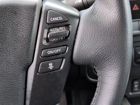 Certified 2025 Nissan Frontier SV w/ SV Convenience Package RWD image 19