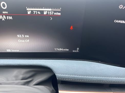 Used 2023 Nissan Ariya image 25