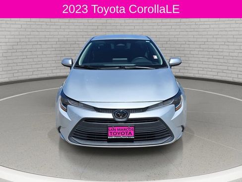 Used 2023 Toyota Corolla LE FWD image 2