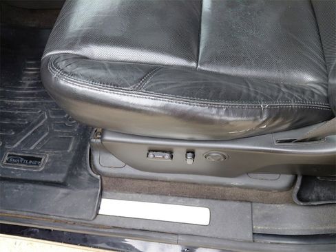 Used 2011 GMC Sierra 1500 Denali image 25