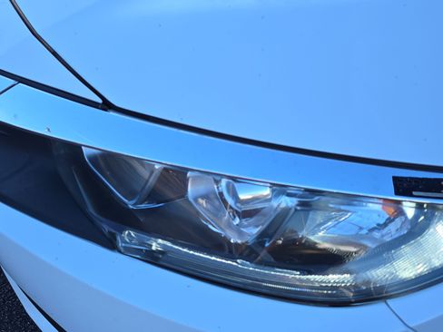 Used 2016 Honda Civic EX-T image 31