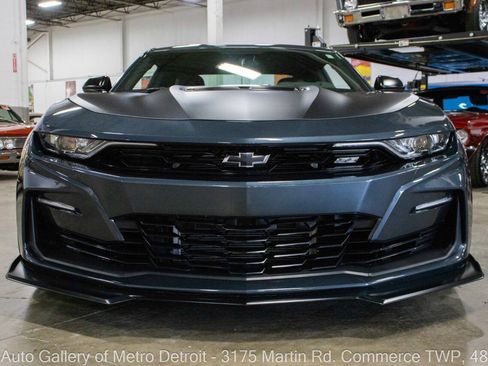 Used 2022 Chevrolet Camaro SS RWD image 14