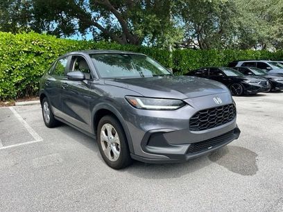 Used 2025 Honda HR-V LX