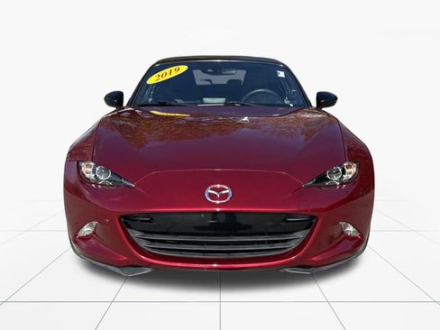 Used 2019 MAZDA MX-5 Miata Sport w/ I-ACTIVSENSE Sport Package image 2