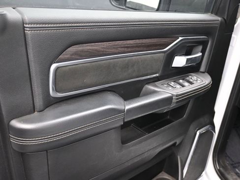 Used 2025 RAM 2500 Laramie image 15