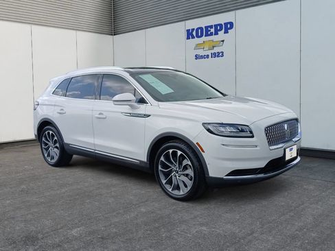 Used 2021 Lincoln Nautilus Reserve w/ Equipment Group 201A FWD image 7