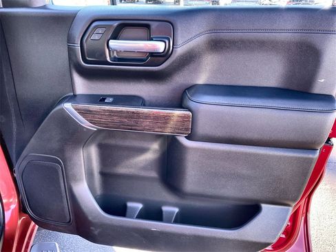 Used 2021 GMC Sierra 1500 Elevation image 41