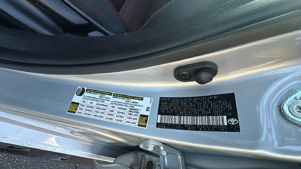 Used 2025 Toyota Corolla SE FWD image 33