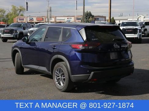 Used 2026 Nissan Rogue SV AWD/4WD image 4