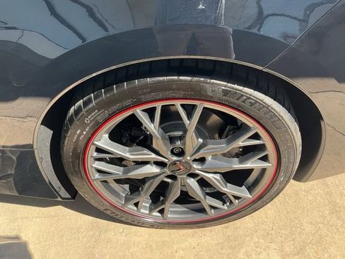 Used 2023 Chevrolet Corvette Stingray Coupe w/ 1LT RWD image 23