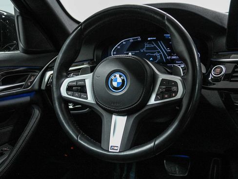 Certified 2023 BMW 530e w/ M Sport Package image 16