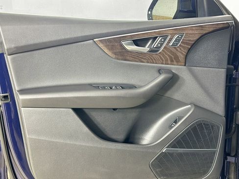 Used 2020 Audi Q8 Prestige image 9