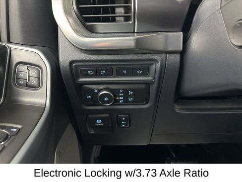 Used 2022 Ford F150 Lariat w/ Equipment Group 502A High image 38